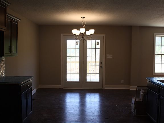 5th image of 239 Timber Spgs