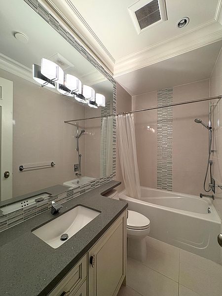 Vancouver Apartment for rent - 3 Bedrooms — photo 16