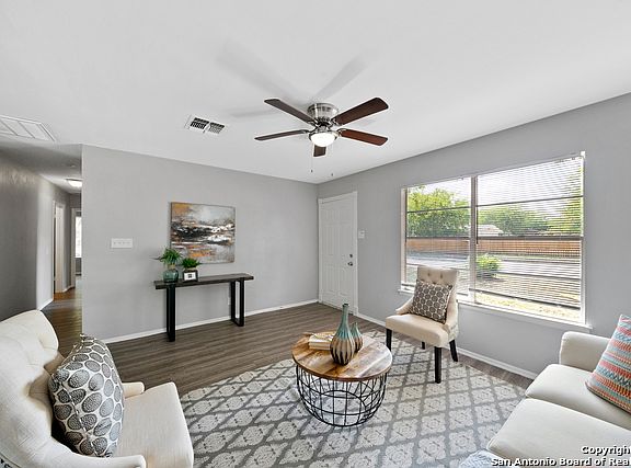 4th image of 7210 Apple Valley Dr