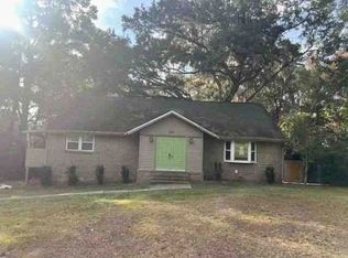 2615 Royal Oaks Dr, Tallahassee, FL 32309