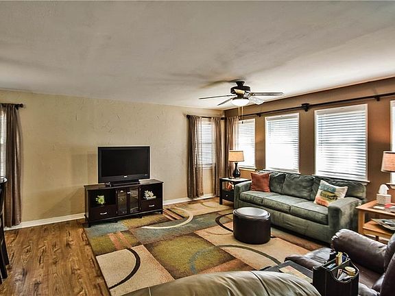 4th image of 5016 Seminole Dr
