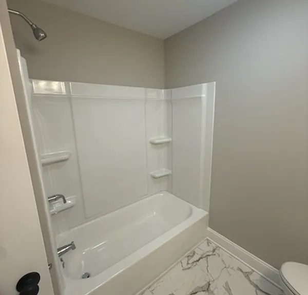 1300-1330 Windsor Ave #1316B — Photo 7