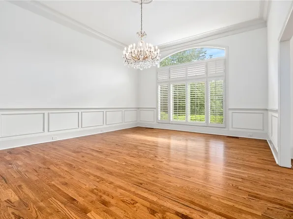 694 Moores Mill Dr, Auburn, AL 36830