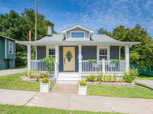 317 E Glenwood Ave NE