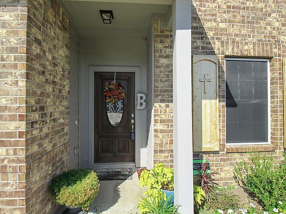 4th image of 8206 Quartz Ln