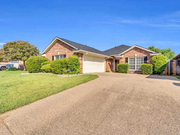 709 Azalea Trl, Waxahachie, TX 75165