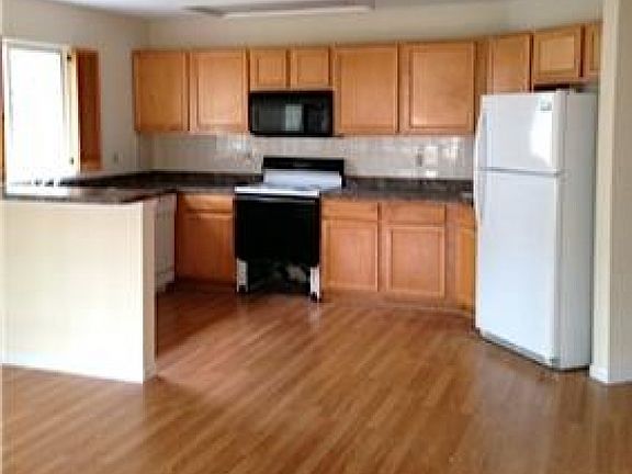 4th image of 3506 Calumet Dr