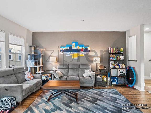 5th image of 313 Casselino Dr