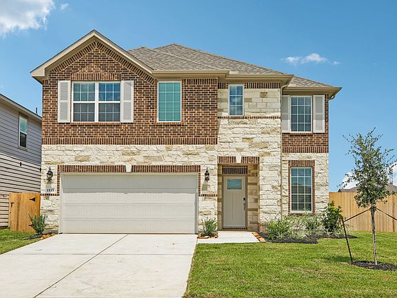 The Texoma floorplan in Glendale Lakes of Rosharon, TX.