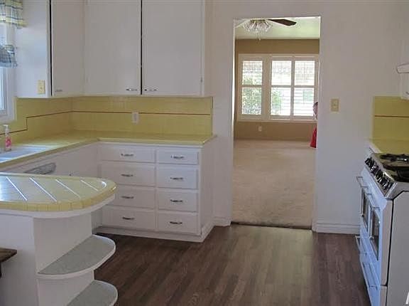4th image of 1817 N Sierra Nevada St