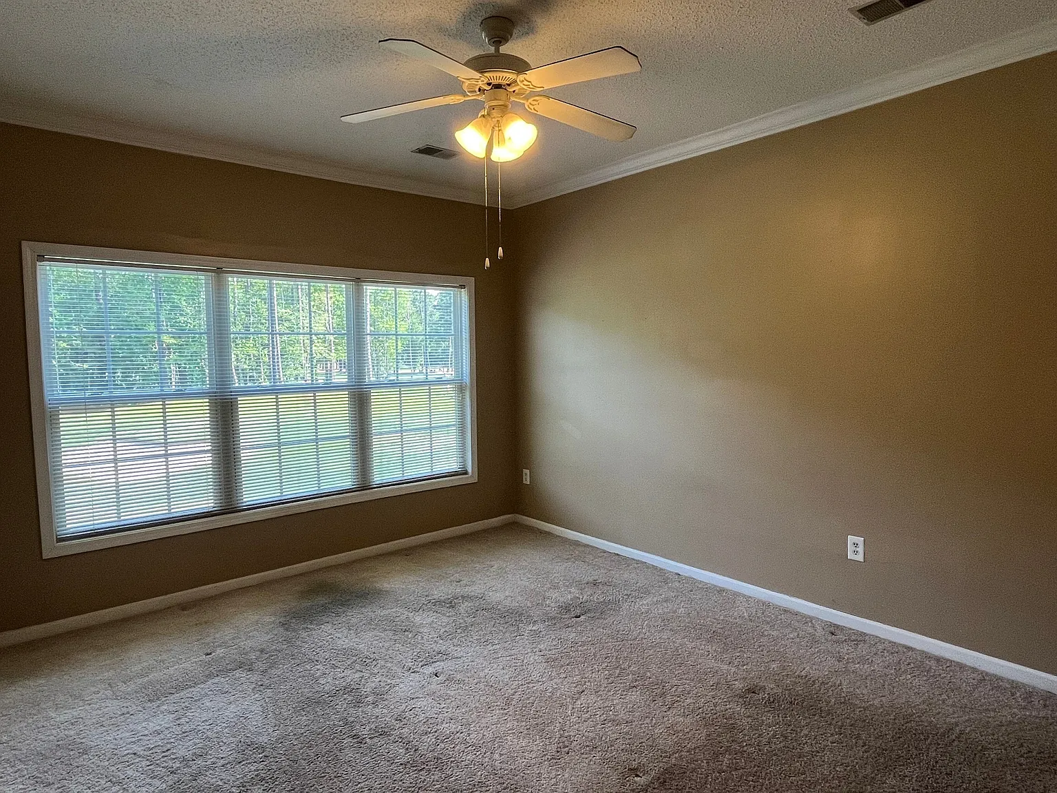 5840 Longwood Dr - 1 — Photo 4