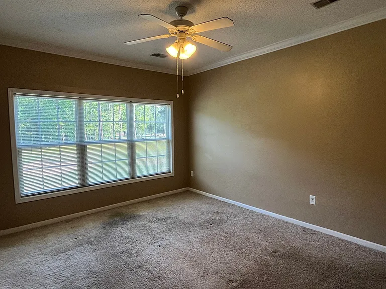 5840 Longwood Dr — Photo 4