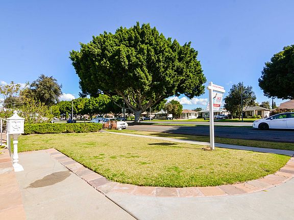 5th image of 5135 Bellflower Blvd