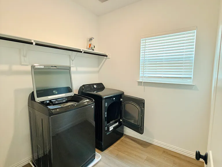 1210 Daybreak Dr — Photo 17