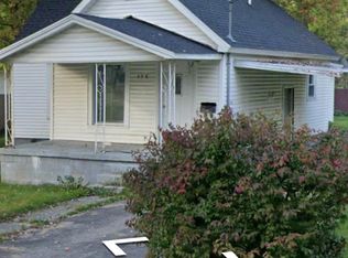 426 W Berry Ave, Lansing, MI 48910