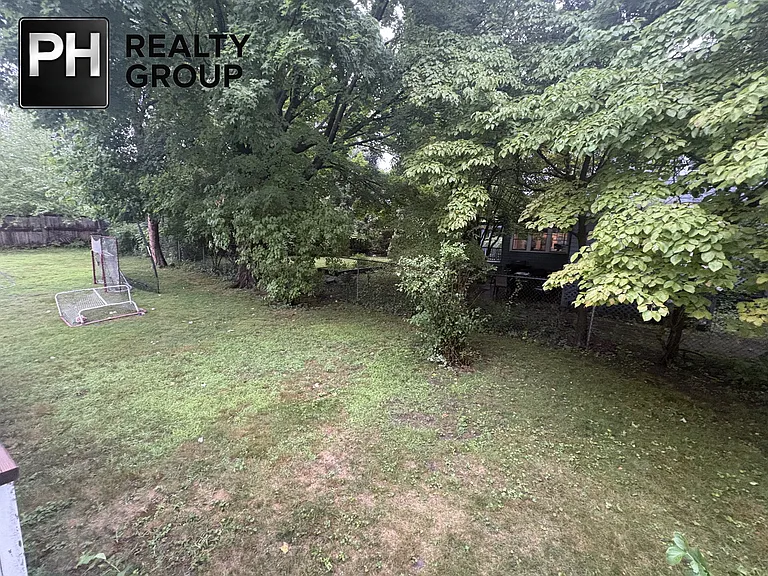 50 Cushing Ave #G — Photo 18