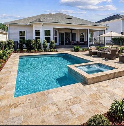4th image of 378 VILLAGE GRANDE Drive