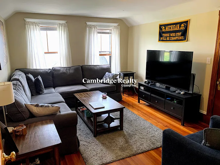 72 Powder House Blvd #3T — Photo 1