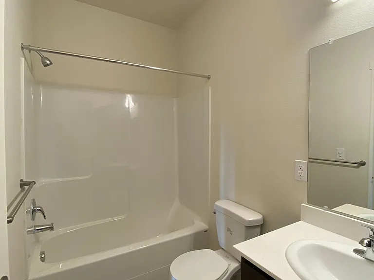 Cecelia Place Apartments — Photo 6