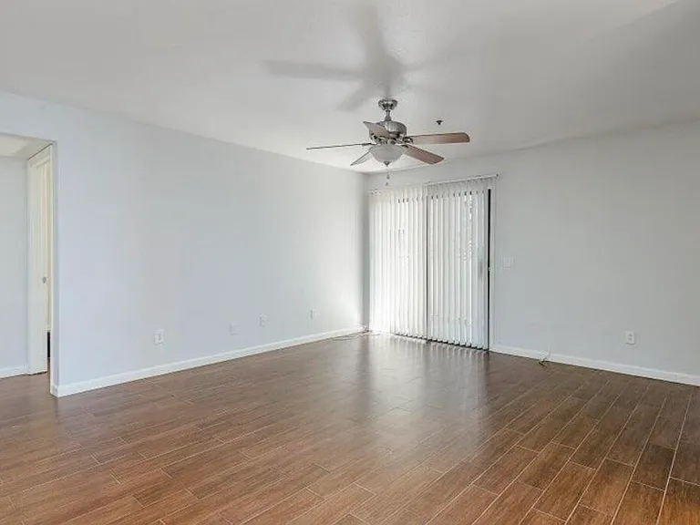 2025 E Campbell Ave #135 — Photo 25