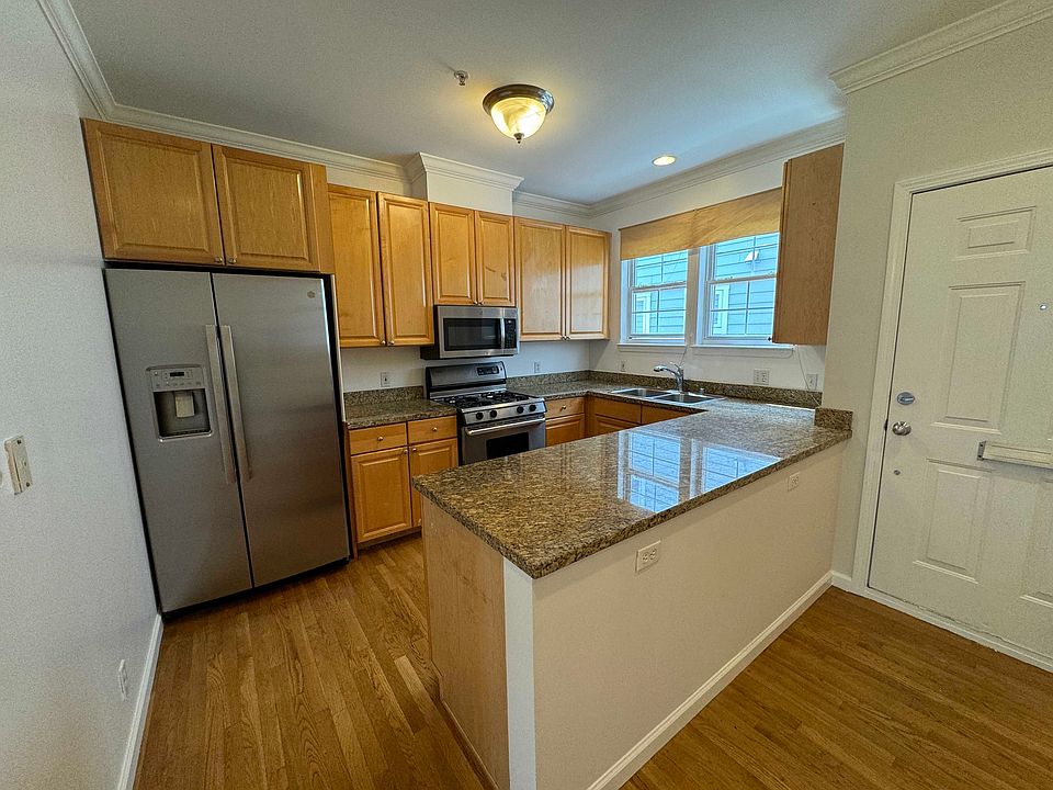 1st image of 1099 Mississippi St APT 10
