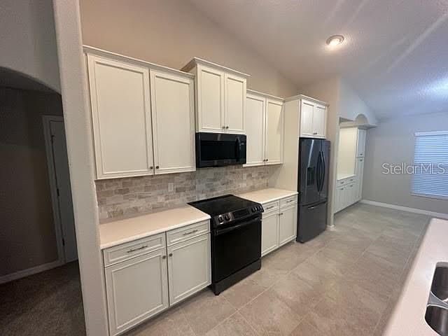 1st image of 9 Lewis Pl #9