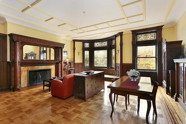 Sold by Corcoran | media 21