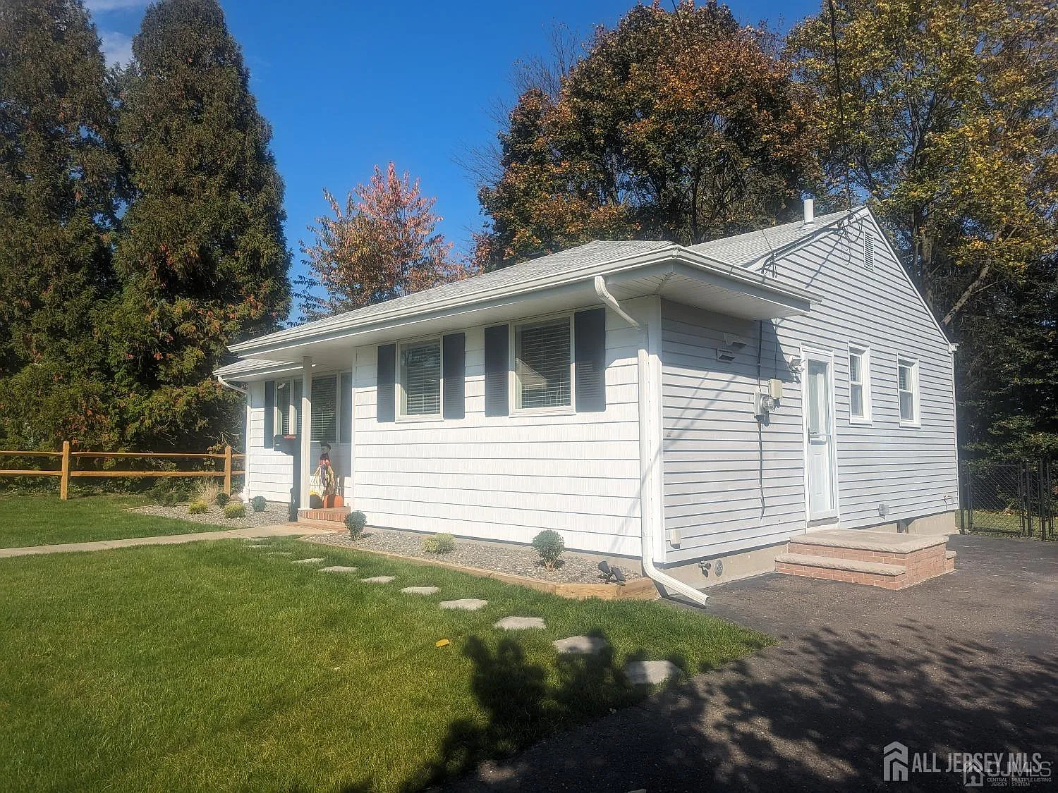 2 bed, 2.0 bath, $3,200 — Photo 2