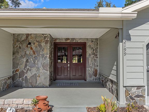 3rd image of 2199 Carriage Ln