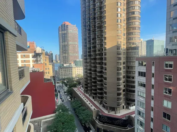 311 East 38th Street 14A image 10 of 10