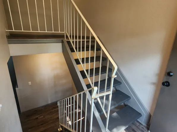 3920 N 110th Plz, Omaha, NE 68164