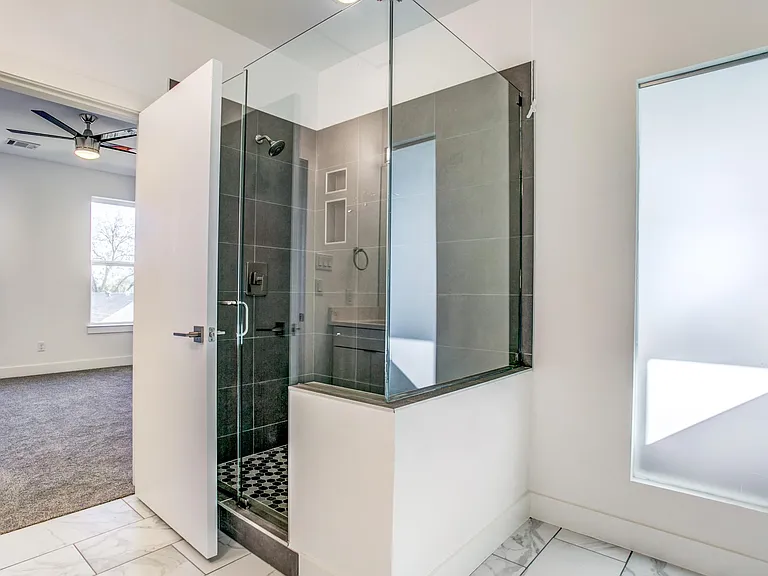 4632 Virginia Ave — Photo 10