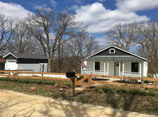 147 Davis Rd, Troy, MO 63379