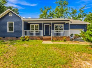 302 W 6th Ave, Raeford, NC 28376