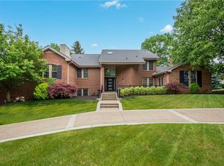 2114 Blairmont Dr, Pittsburgh, PA 15241