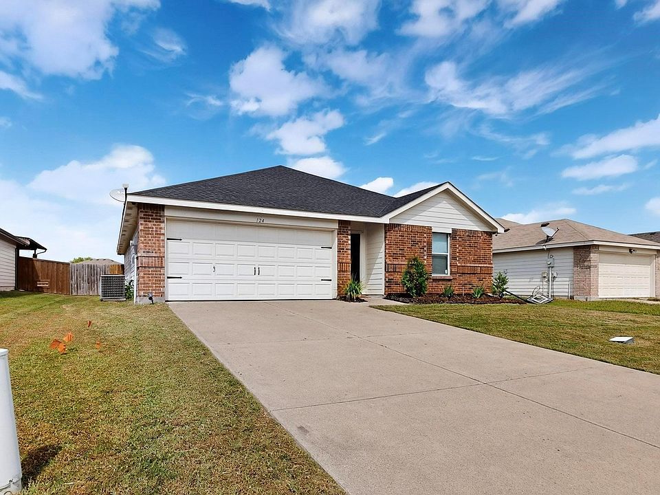 1st image of 124 Sandlewood Dr