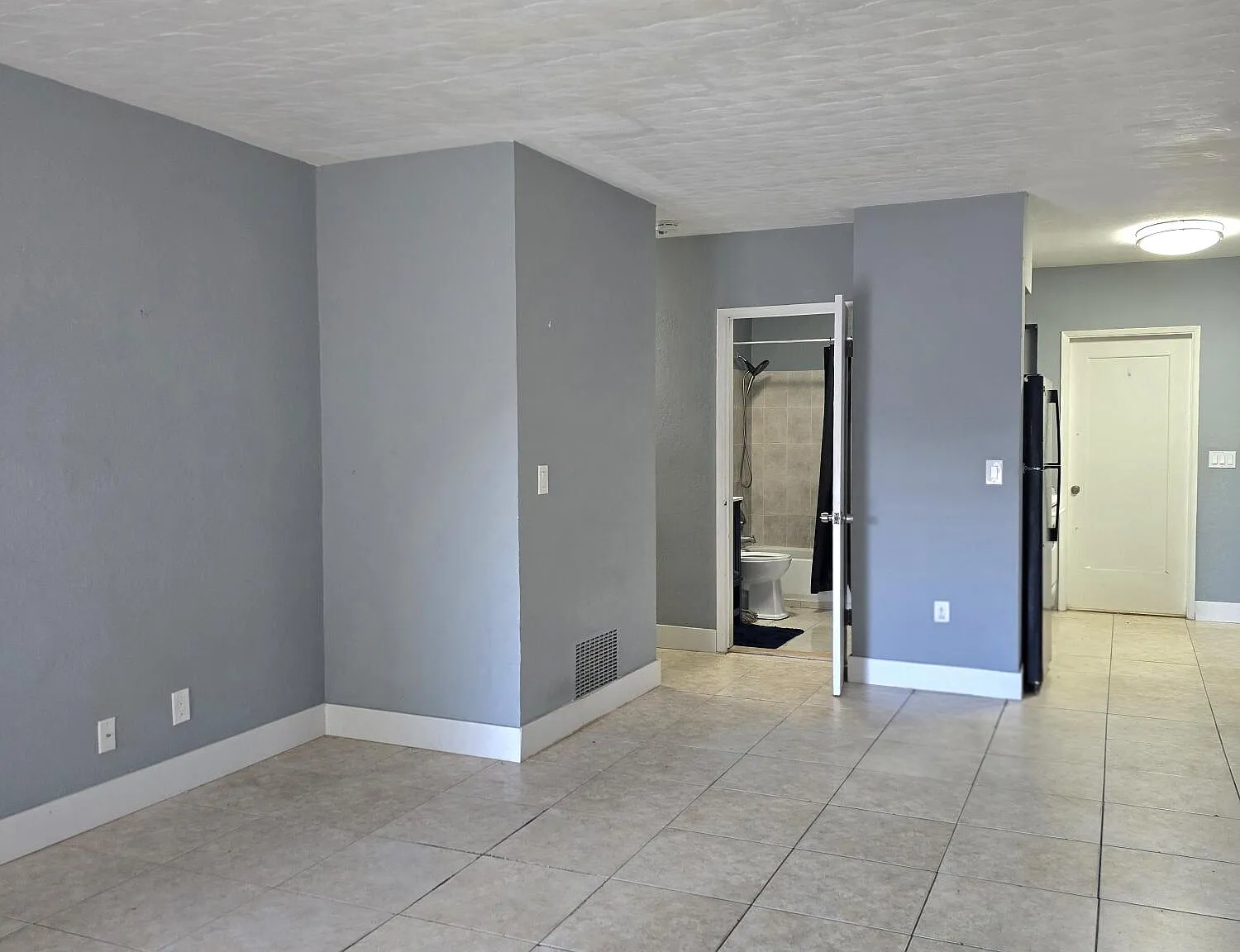 1 bed, 1.0 bath, 2178 sqft, $1,500 — Photo 3