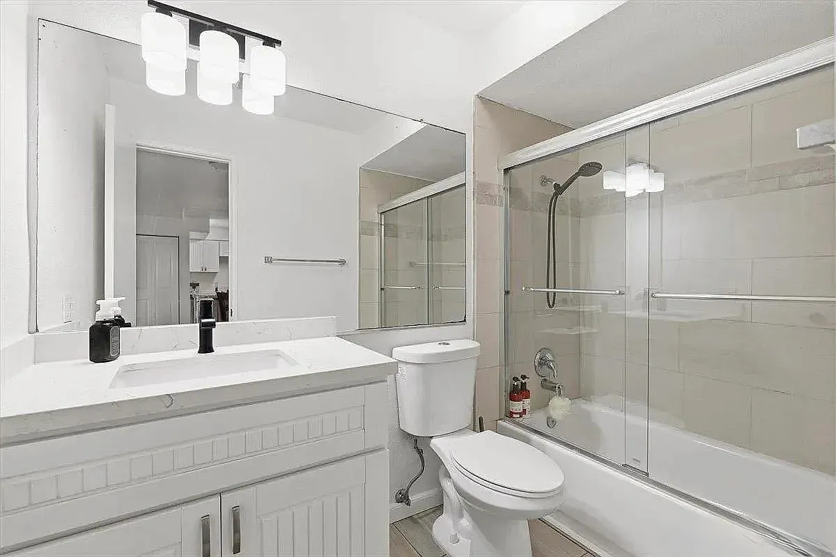 6955 Alvarado Rd — Photo 1
