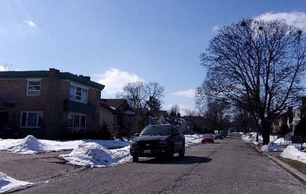 2nd image of 1405 W Cornelia Ave