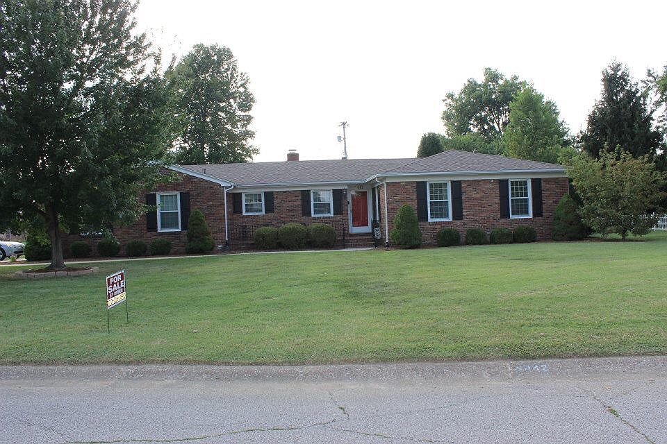 3 br, 2.5 bath