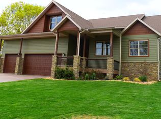 63 Lakefront Cir, Kimberling City, MO 65686