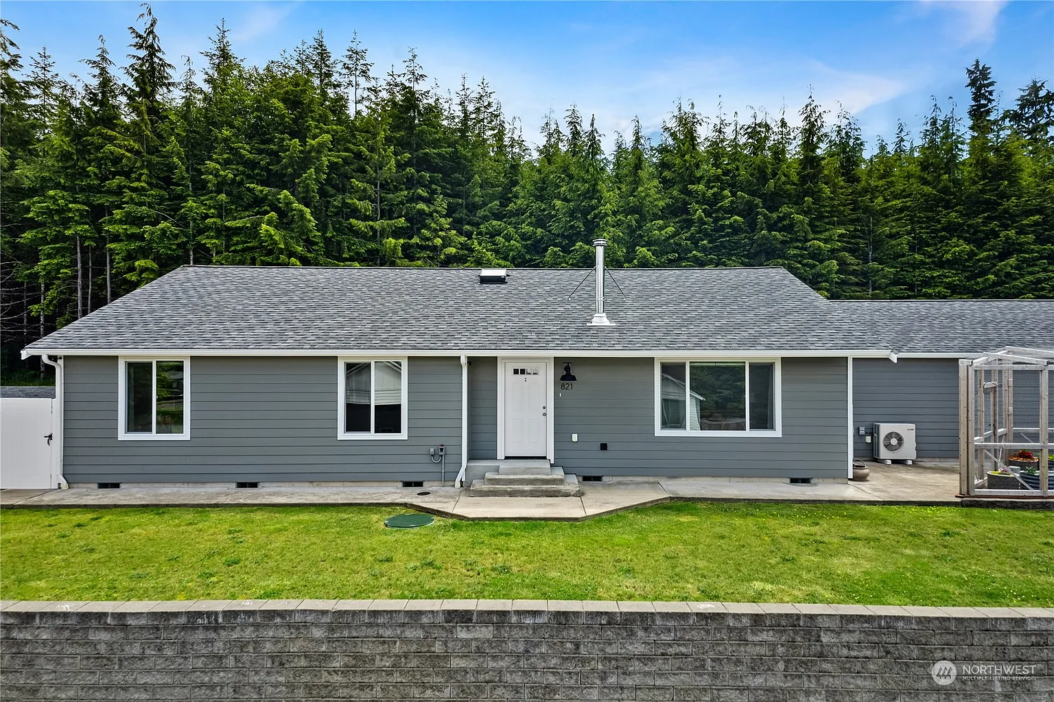 821 Ocean Avenue photo 1