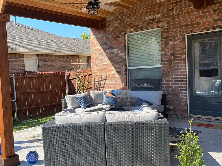 2832 Elm Fork Dr — Photo 23