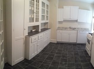 706 Farmington Ave APT B1, West Hartford, CT 06119