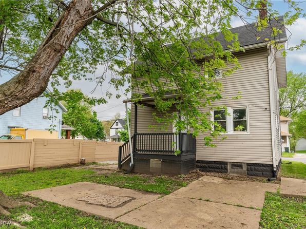 1726 Edwards Ave NE, Canton, OH 44705