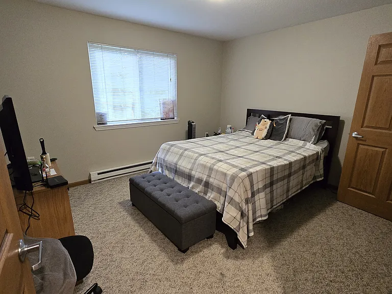 530 Cottonwood Dr #1 — Photo 15