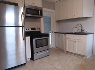 1701 Highland Ave #1703, Waukesha, WI 53186