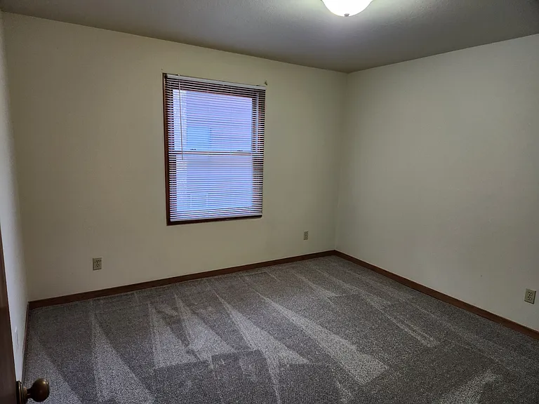 Creekstone Apartments — Photo 19