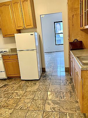 3rd image of 355 W 47th St APT 5RW
