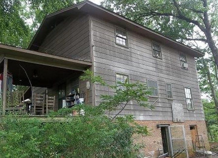 2nd image of 4492 Burrows Crossing Rd